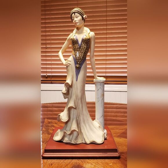 Vintage Prestige Designs 16" Tall Figurine ARTIST PROOF - Picture 1 of 10